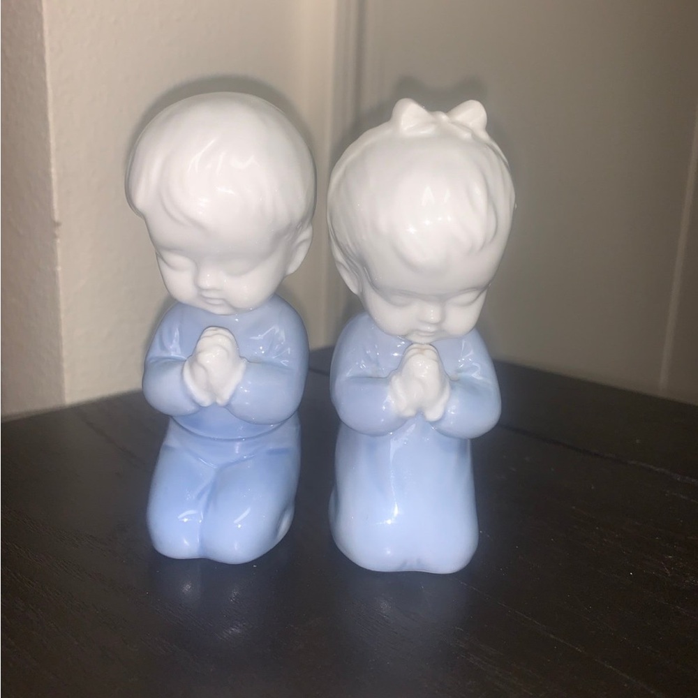 Praying Boy & Girl Figurines